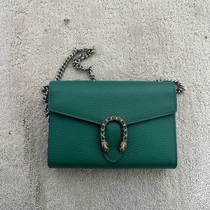 Gucci mini dionysus wallet on chain